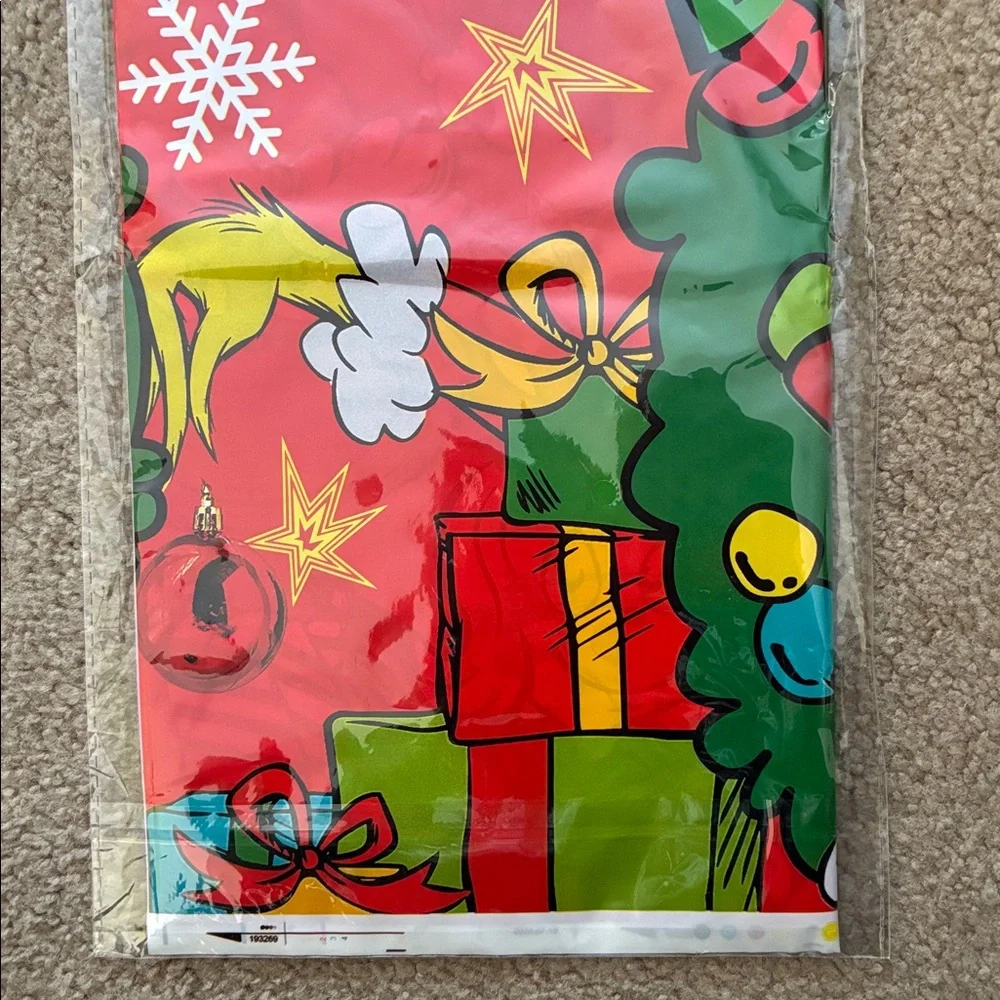 Grinch Birthday Party Disposable Party Supplies - Table Cover, Cups & Forks